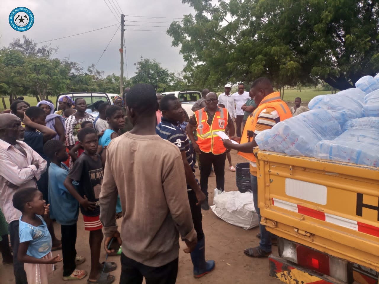 DCE DONATES ITEMS TO AFFECTED DISASTER VICTIMS. 