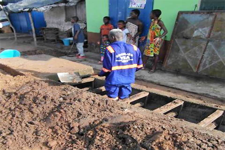Residents of Osuwem, Asutsuare marks Founder’s Day with a clean-up. SODA, DODOWA, ACCRA, GHANA