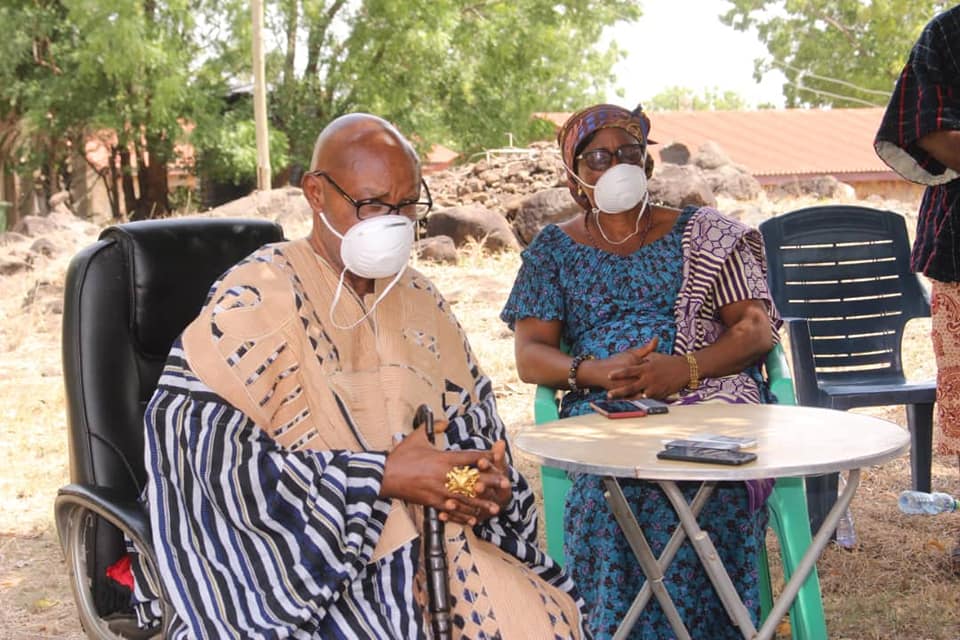 Shai-Osudoku District Chief Executive Makes Donation On Behalf Of His Excellency Akufo Addo.