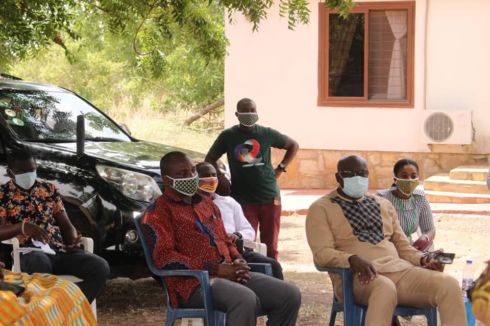 Shai-Osudoku District Chief Executive Makes Donation On Behalf Of His Excellency Akufo Addo.