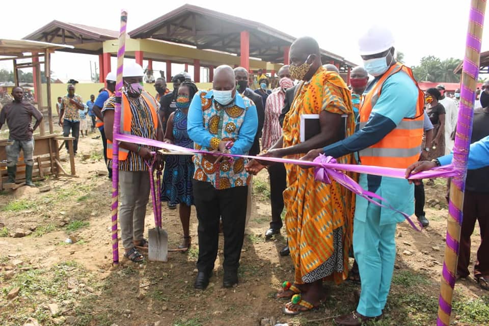 Official Sod Cutting for the Construction of Dodowa and Asutsuare Market., SODA