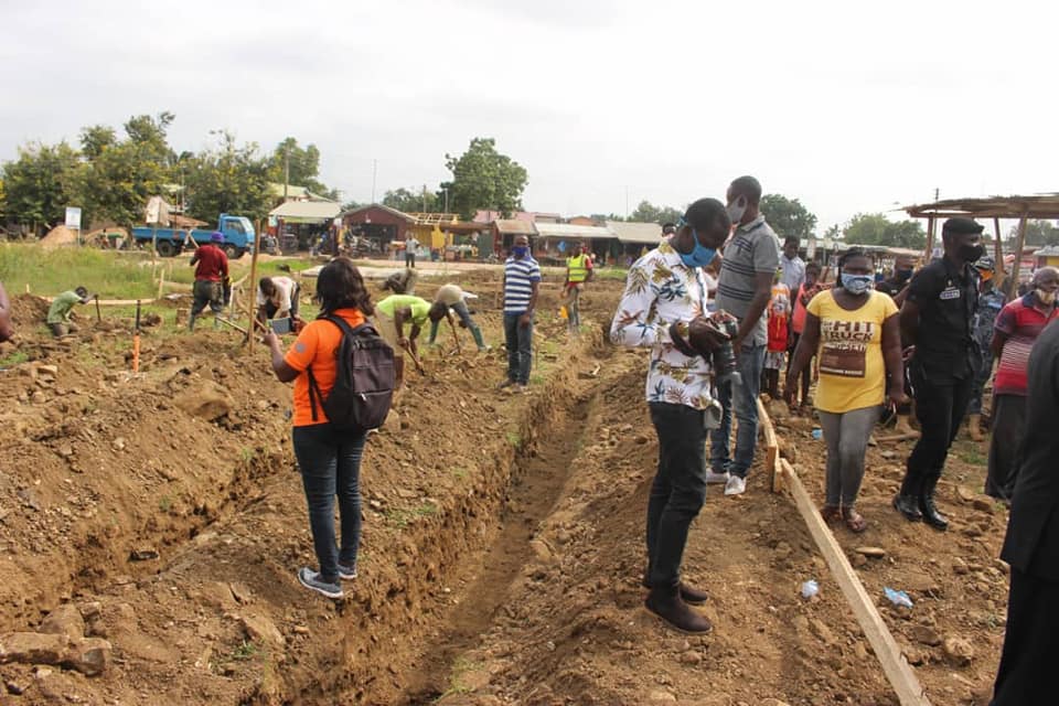 Official Sod Cutting for the Construction of Dodowa and Asutsuare Market, ODA