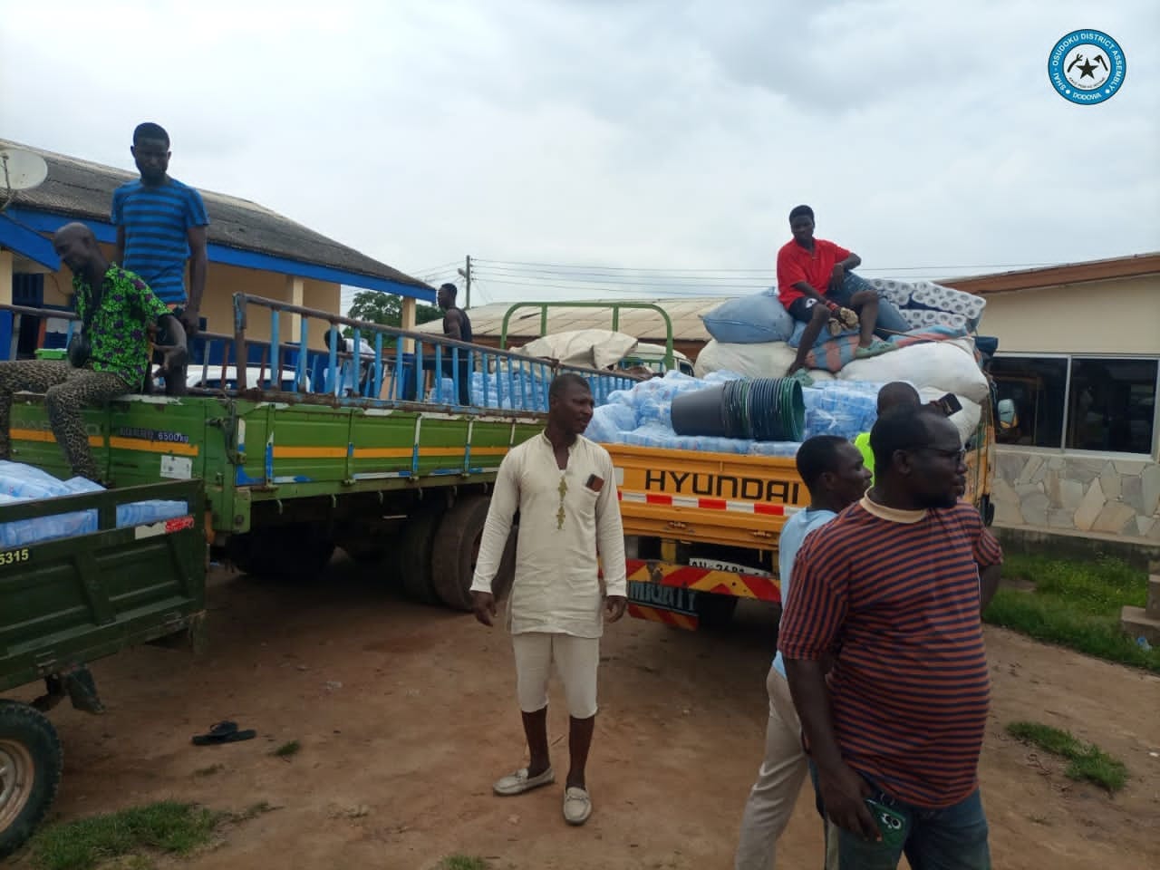 DCE DONATES ITEMS TO AFFECTED DISASTER VICTIMS. 