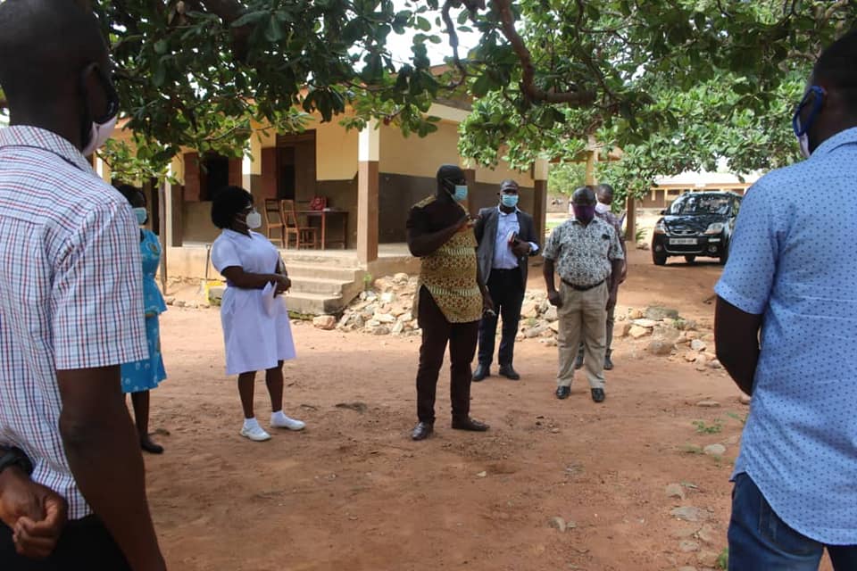 Shai-Osudoku District Chief Executive Visits Schools on Resumption Day