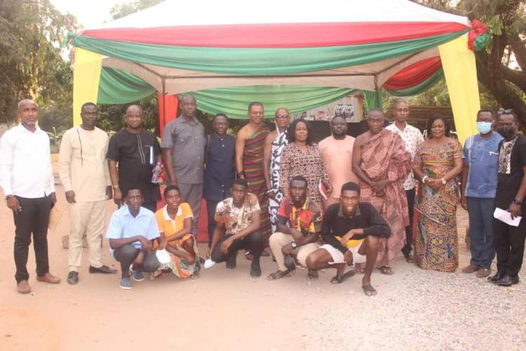 Five Students Receive Scholarship from Bost, Education Ministry.