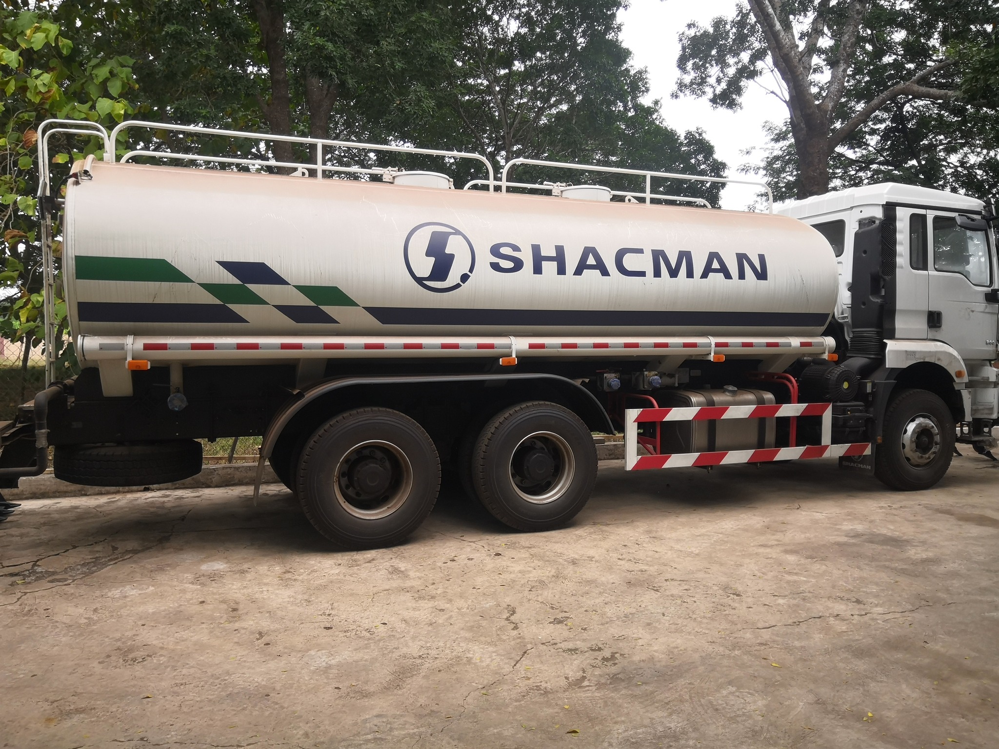 SHAI-OSUDOKU DISTRICT RECEIVES DRIP EQUIPMENT’S FOR ROAD IMPROVEMENT.