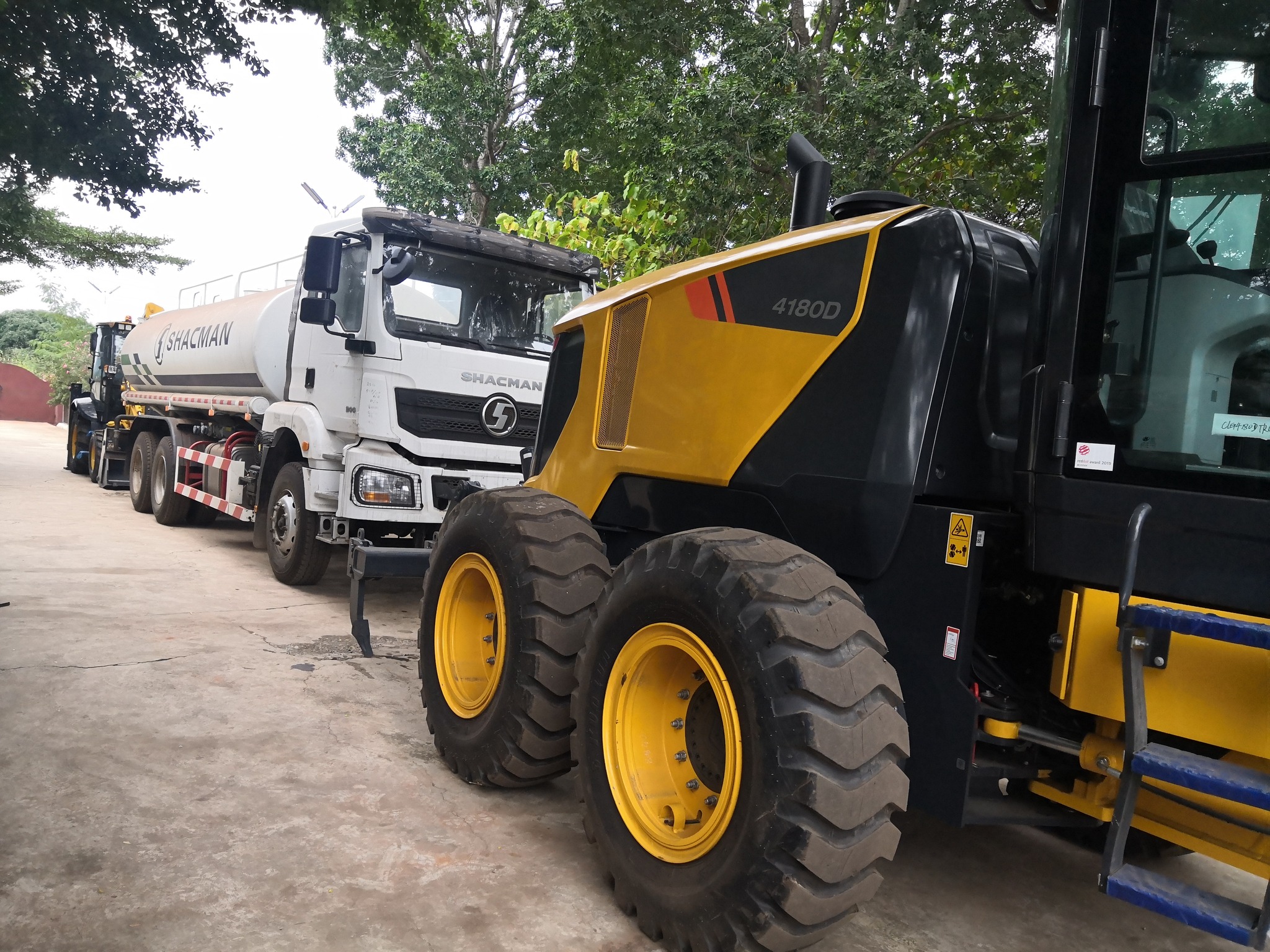 SHAI-OSUDOKU DISTRICT RECEIVES DRIP EQUIPMENT’S FOR ROAD IMPROVEMENT.