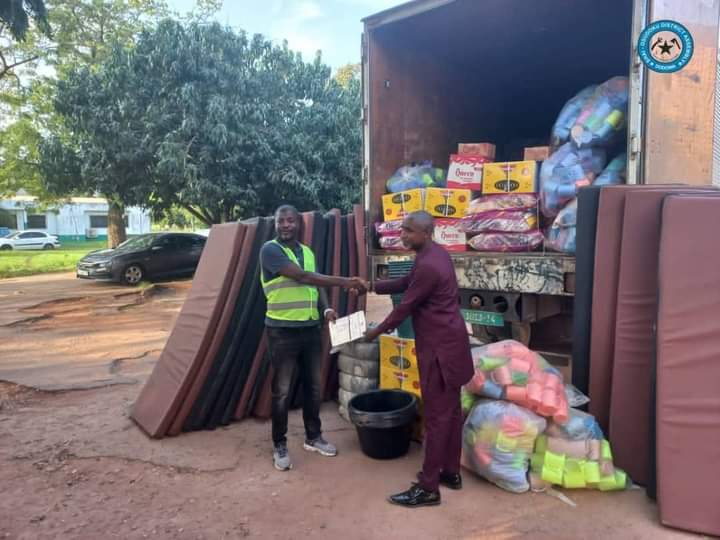 SHAI-OSUDOKU DISTRICT RECIEVES ITEMs FOR DISTRIBUTION TO FLOOD VICTIM's...