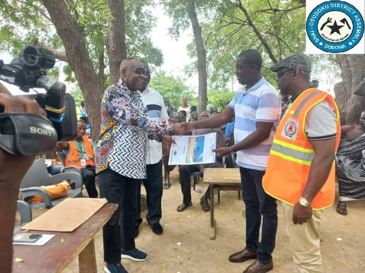 CITI FM&TV BUILDS SHELTER FOR AKOSOMBO DAM SPILLAGE VICTIMS AT TOKPO IN SHAI -OSUDOKU DISTRICT
